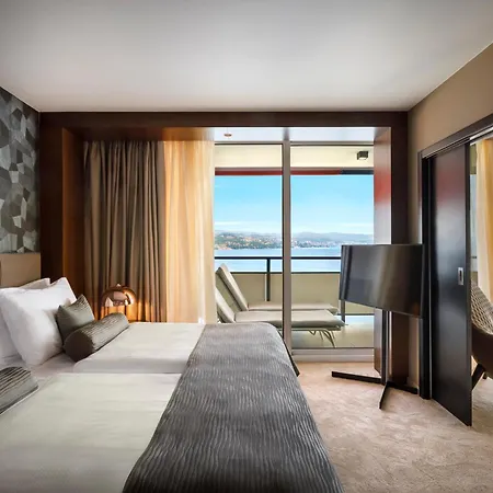 Ambasador - By Liburnia & 5* אופטיה