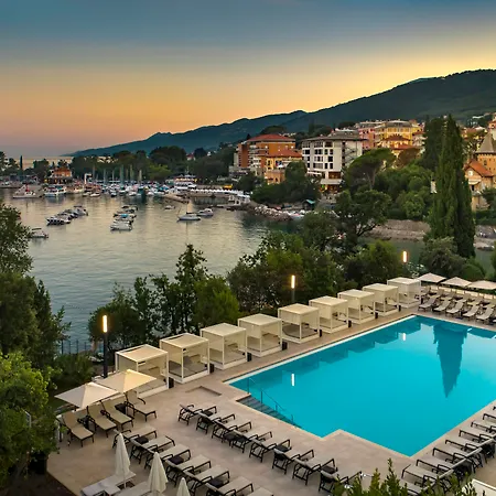 Ambasador - By Liburnia & אופטיה