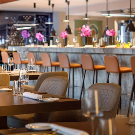 Ambasador - By Liburnia & מלון אופטיה