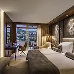 Ambasador - By Liburnia & Hotel 5*
