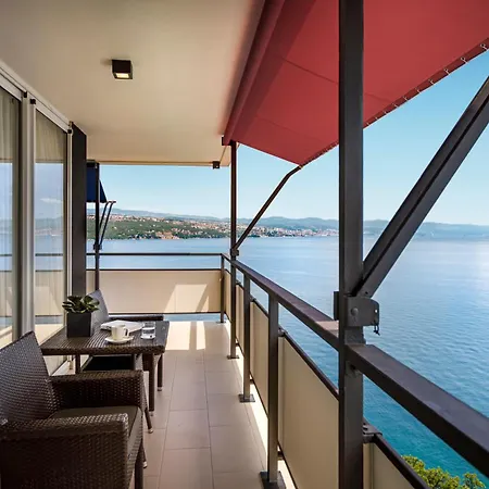 Ambasador - By Liburnia & Hotel 5*