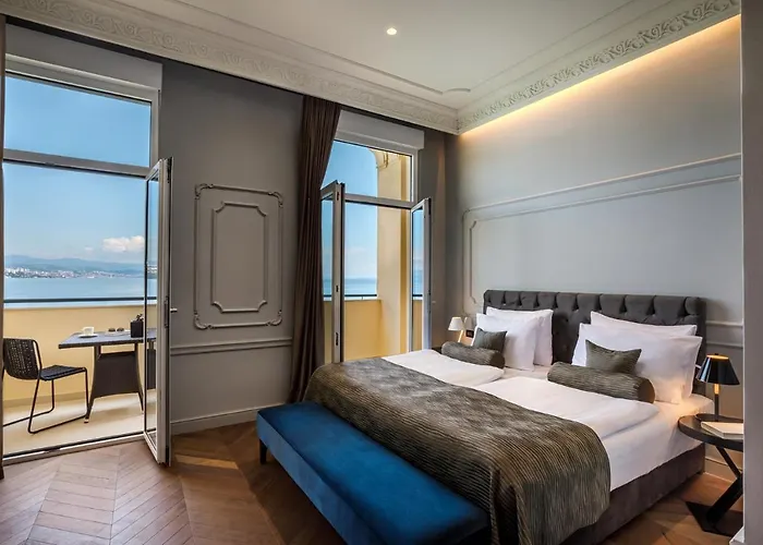 Ambasador - By Liburnia & Hotell 5*