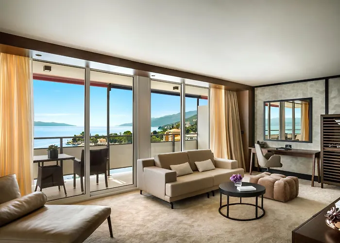 Ambasador - By Liburnia & Hotel