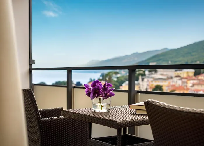 Ambasador - By Liburnia & Otel